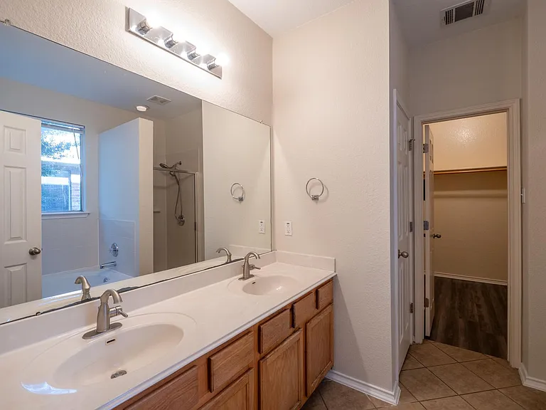 1710 Lomita Dr — Photo 17