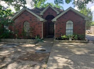 8235 Gulick Ln, Houston, TX 77075