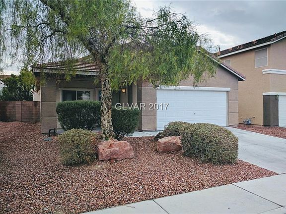 3rd image of 6026 Blue Autumn St