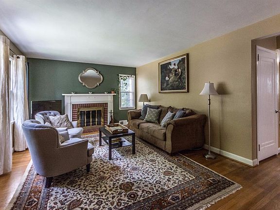 5th image of 406 N Revena Blvd