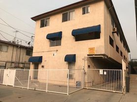 127 S Avenue 64, Los Angeles, CA