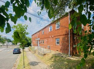 935 47th St NE APT 1, Washington, DC 20019