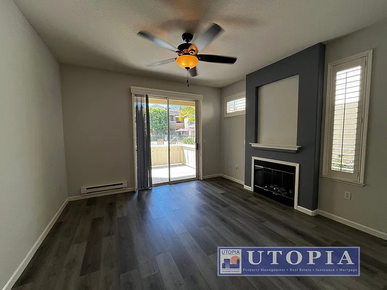156 Everson Dr — Photo 3