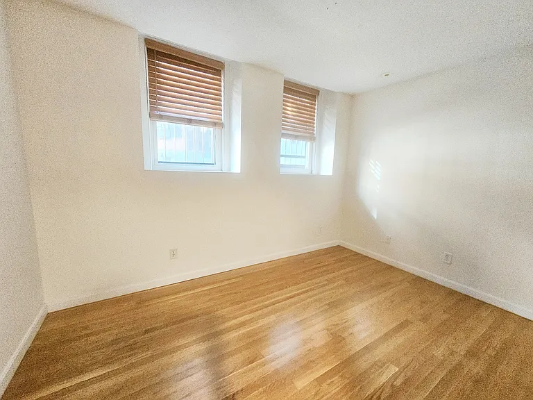 108 Myrtle St #11 — Photo 6
