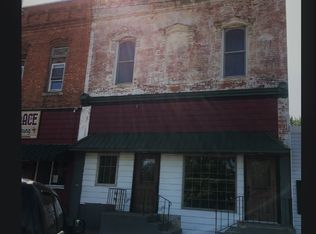 214 S Main St, Lostant, IL 61334