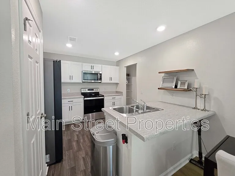 6465 June Bug Dr — Photo 7