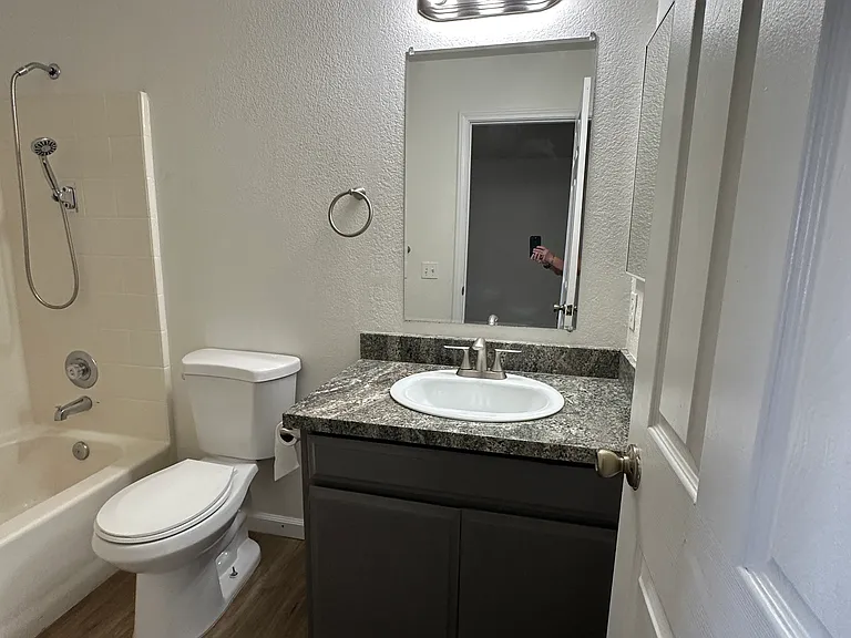 2798 N Junipero Ave #3 — Photo 13