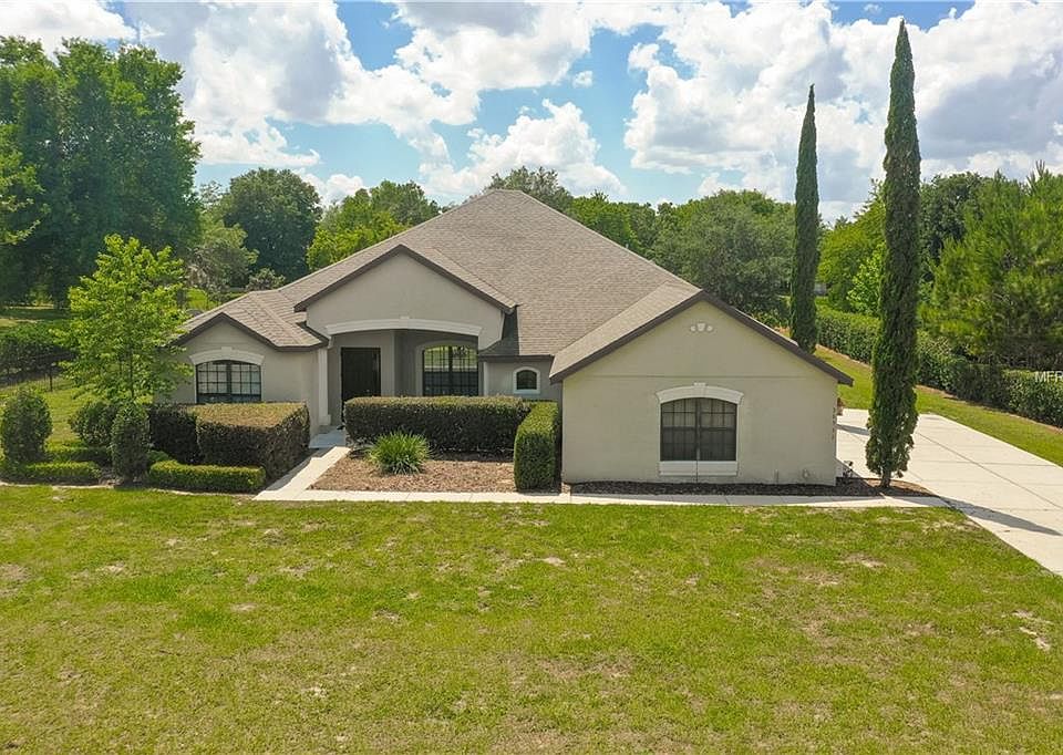 1st image of 36511 Barrington Dr