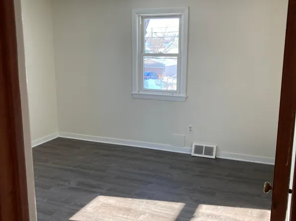 349 Fredericka St, North Tonawanda, NY 14120