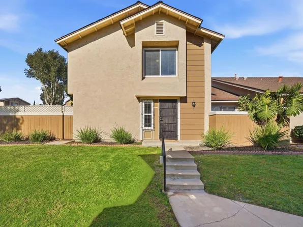 6889 Panamint Row Unit 3, San Diego, CA 92139