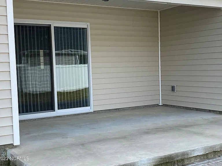 2417 Zircon Dr — Photo 20