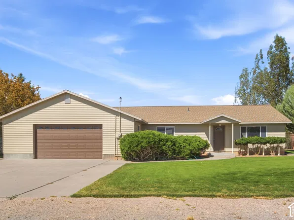 90 W Center St, Meadow, UT 84644
