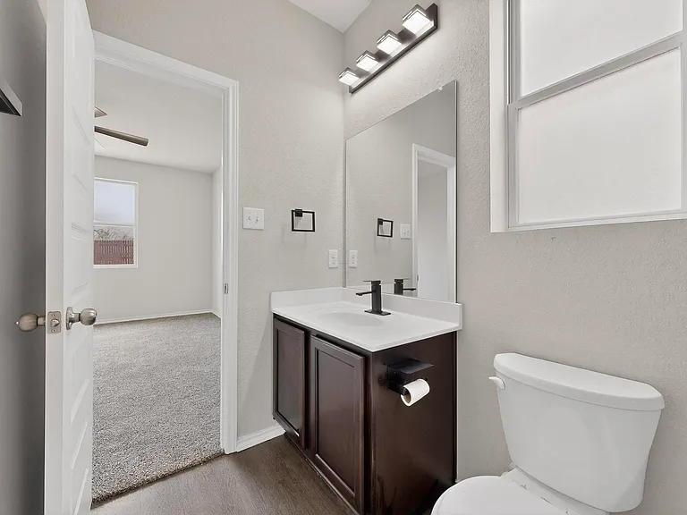 10422 Green Lake Dr — Photo 10