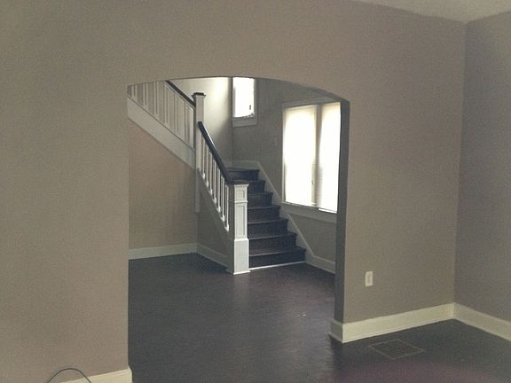 4th image of 4138 Winthrop Ave