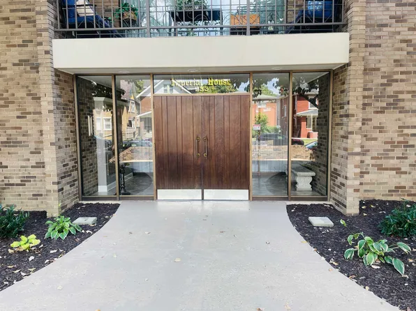 933 12th Ave APT 103, Huntington, WV 25701