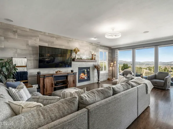 2808 Grosmont Dr, Sparks, NV 89436