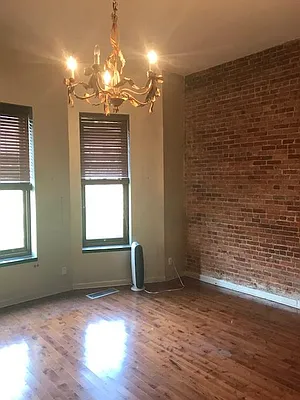 Rented by Cave Johnson Real Estate | media 7