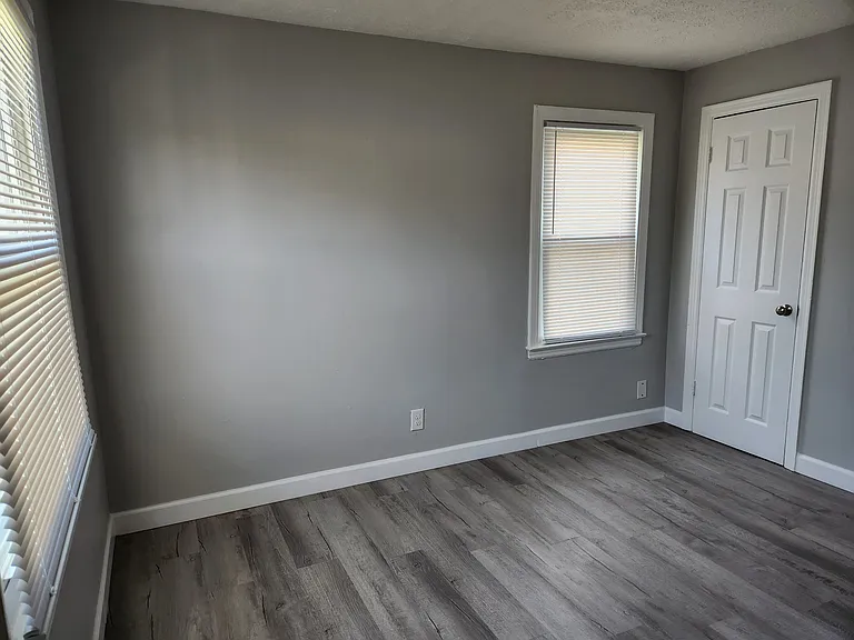 2524 McGuffey Rd — Photo 10