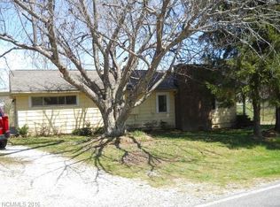 353 Island Ford Rd, Brevard, NC 28712