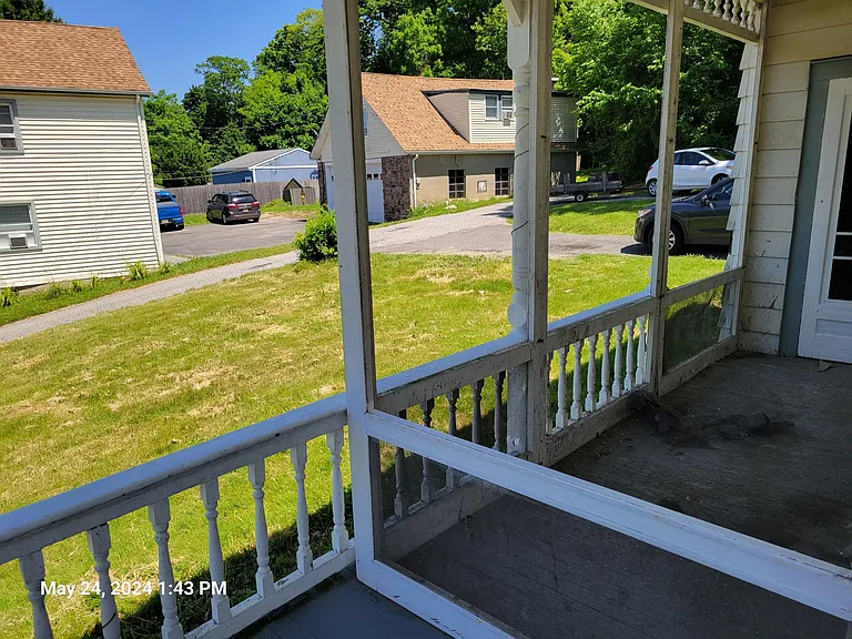 75 Woodside Ave — Photo 8