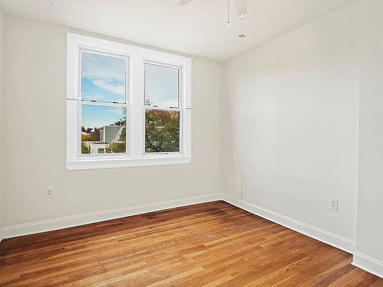 4120 14th St NW #27 — Photo 18