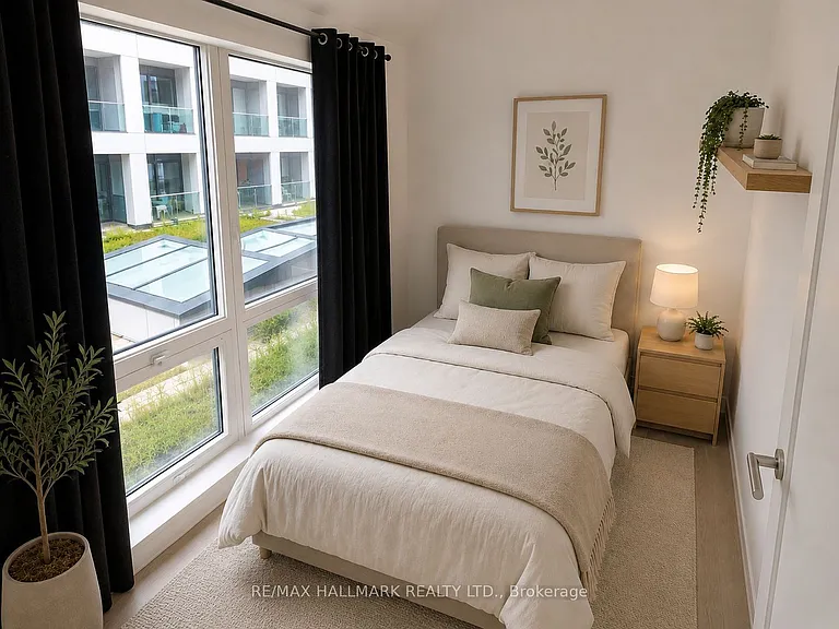 15 Richardson St #407 — Photo 8