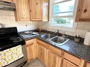 91 Faith St, Burlington, VT 05408