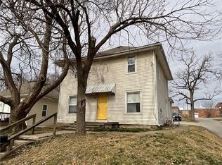 1000 W Linden Ave, Independence, MO 64052