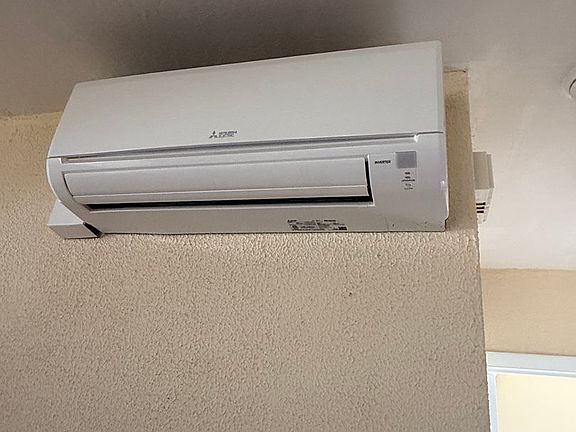 5th image of 1526 Wakefield Cir