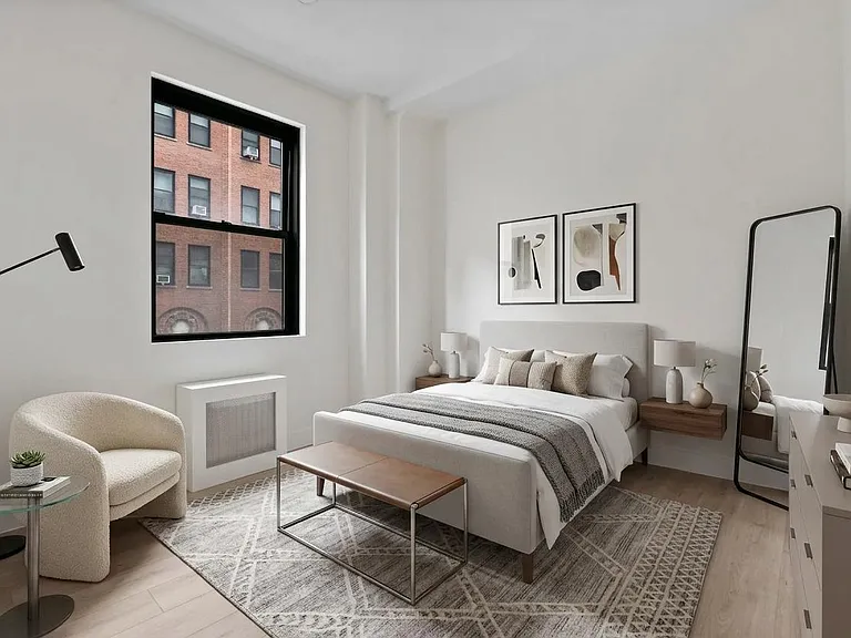 138 E 38th St #7R — Photo 3