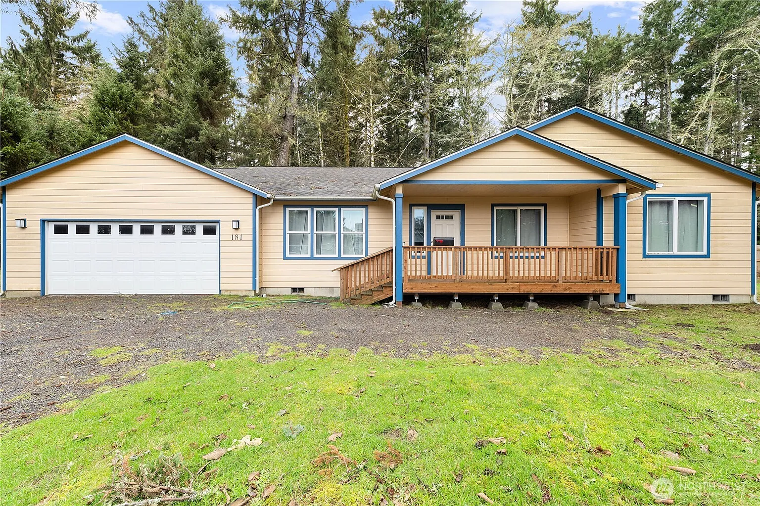 181 Duck Lake Drive NE photo 1