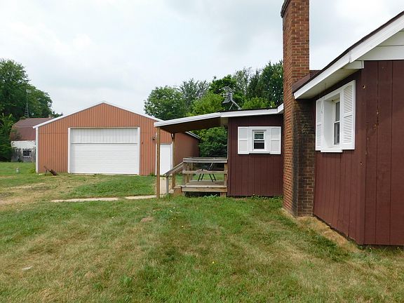 2nd image of 616 32nd St