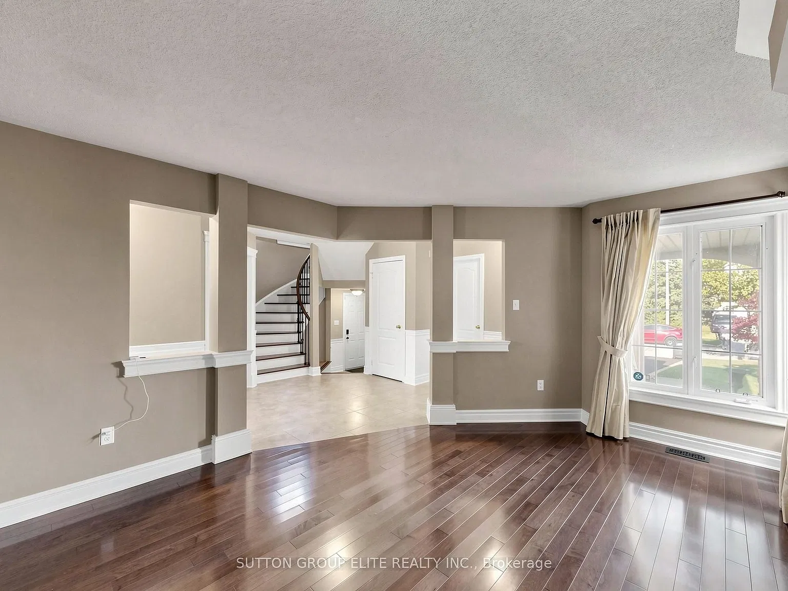 4 bed, $4,850 — Photo 4