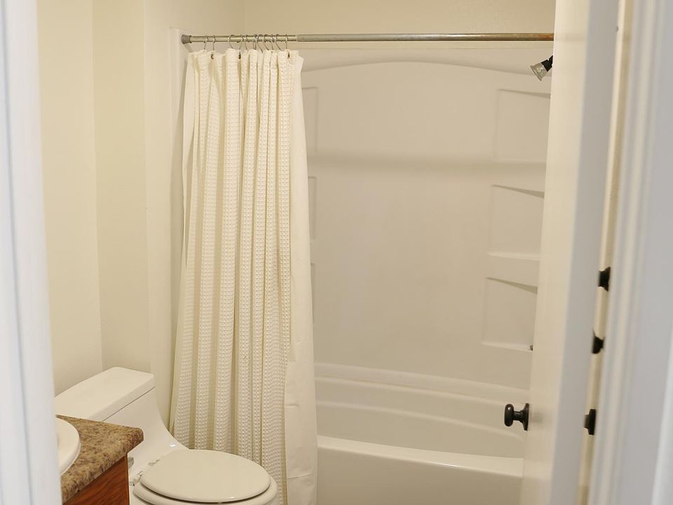 1st image of 500 N Maryland Ave #6
