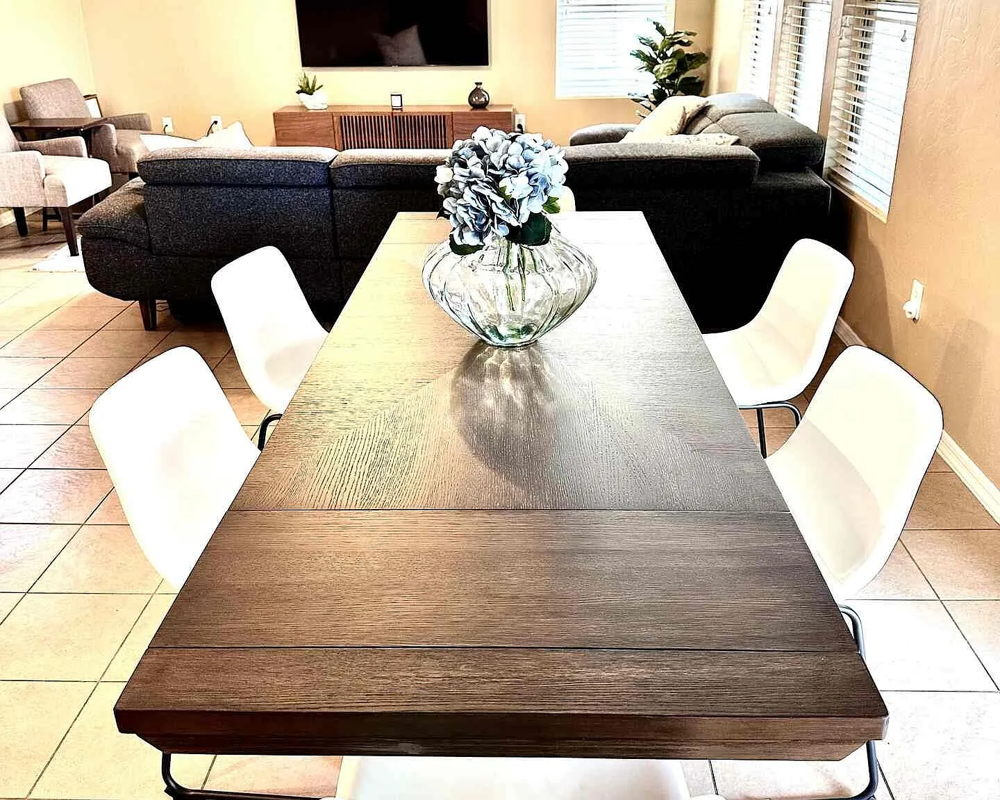 Furnished 4 bedroom 2.5 bath, North Tucson — Photo 4