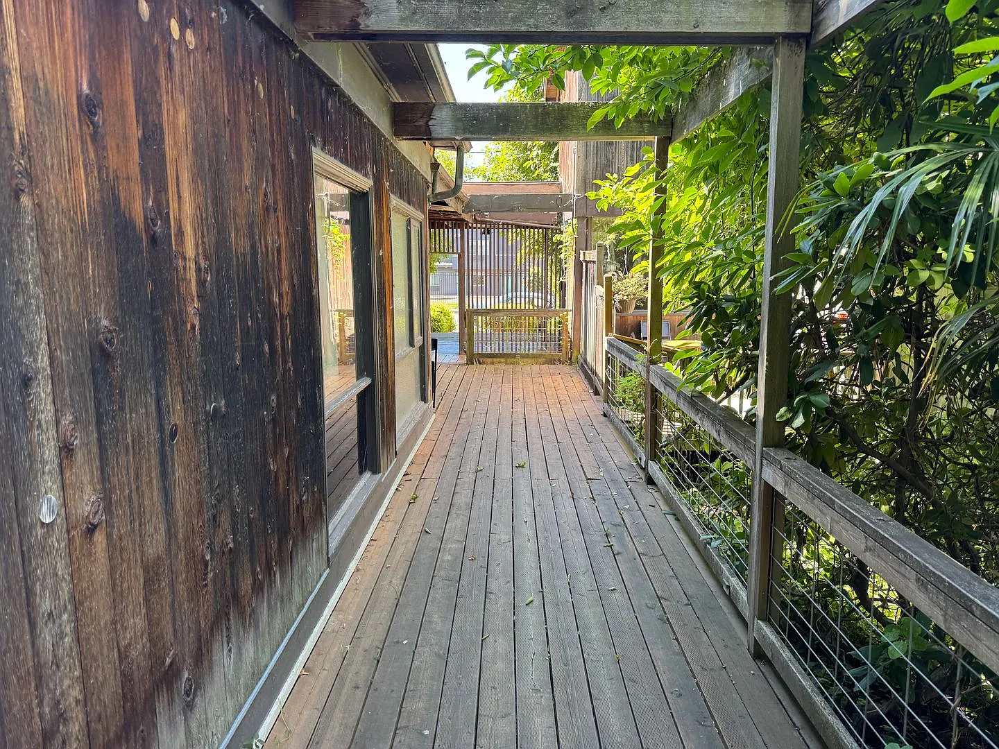 1873 Garden Ave. — Photo 3