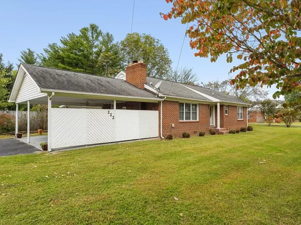222 Spurrier St, Livingston, TN 38570