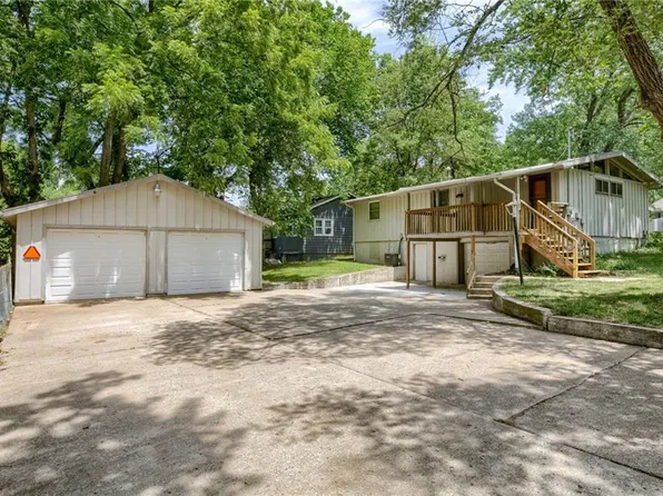 4400 N Brighton Ave, Kansas City, MO 64117