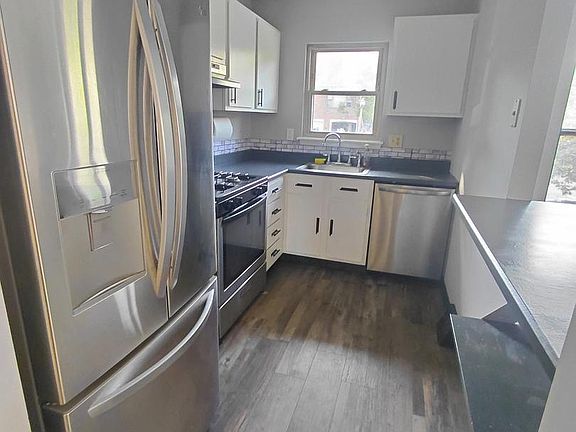 3rd image of 9347 Neil Rd #A