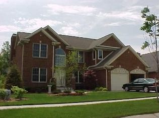 43322 Ashbury Dr, Novi, MI 48375