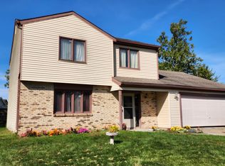 7120 Treverton Dr, Fort Wayne, IN 46816