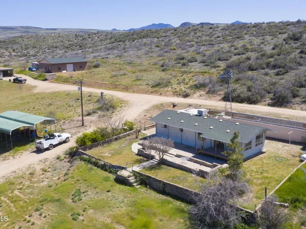 24605 W Kirkland Hillside Rd, Kirkland, AZ 86332