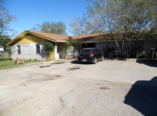 502 E Bessie St #2, Hebbronville, TX 78361