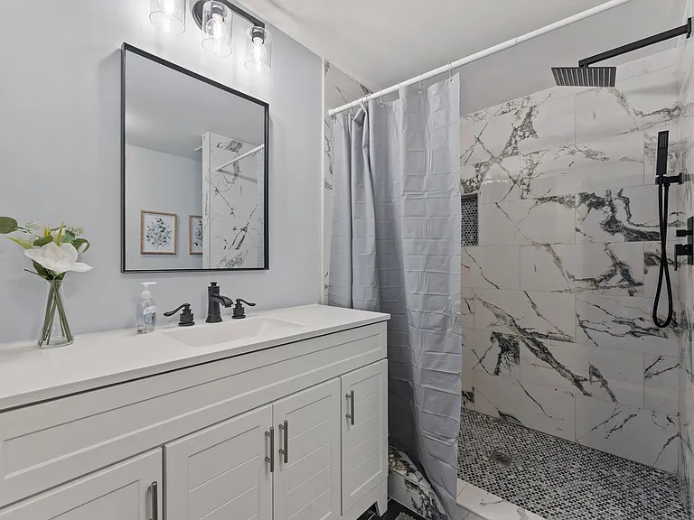 905 Beecher St SW #905 — Photo 19