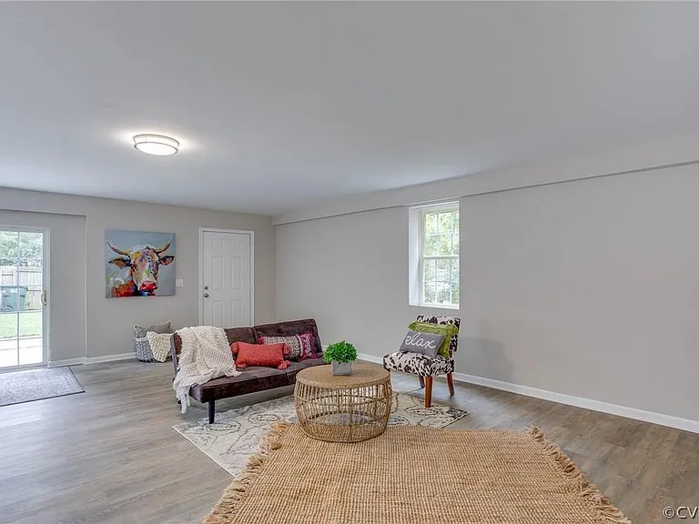 2313 4th Ave — Photo 30