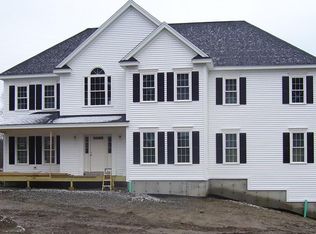 27 Parmenter Hill Rd, Shrewsbury, MA 01545