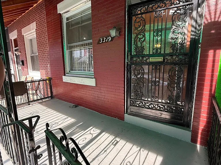 3319 N Sydenham St — Photo 2