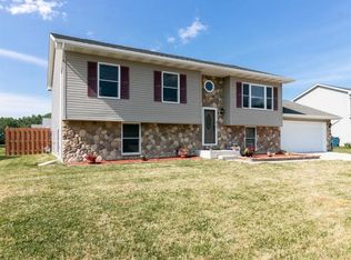 269 Honey Locust Ct, Valparaiso, IN 46385