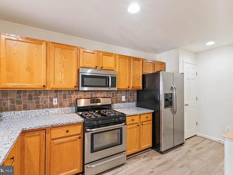 6601 Netties Ln #1803 — Photo 9