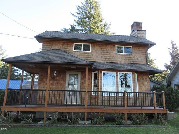 2nd image of 34985 Hill St